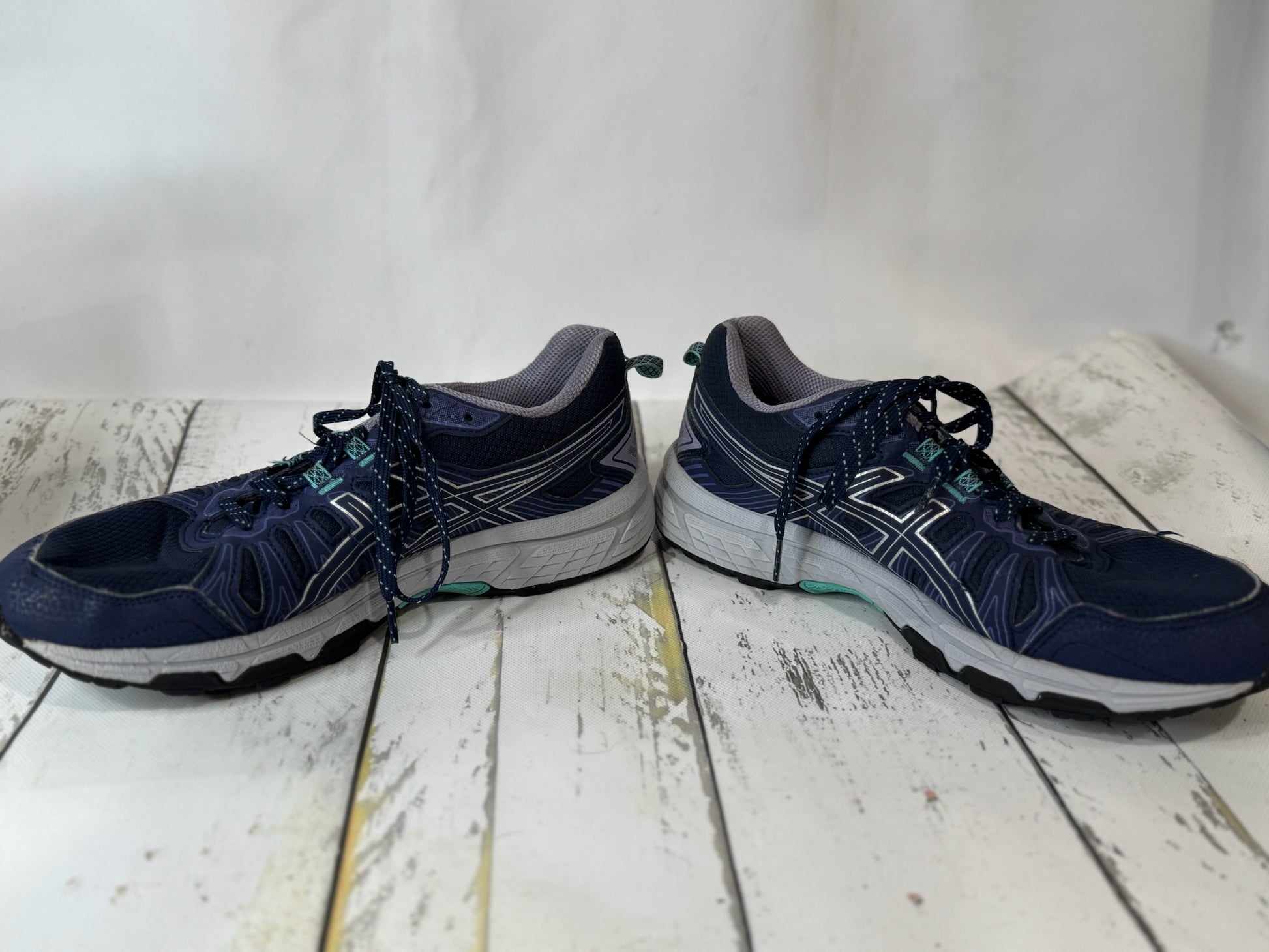 Asics Gel Venture 7- Size 10