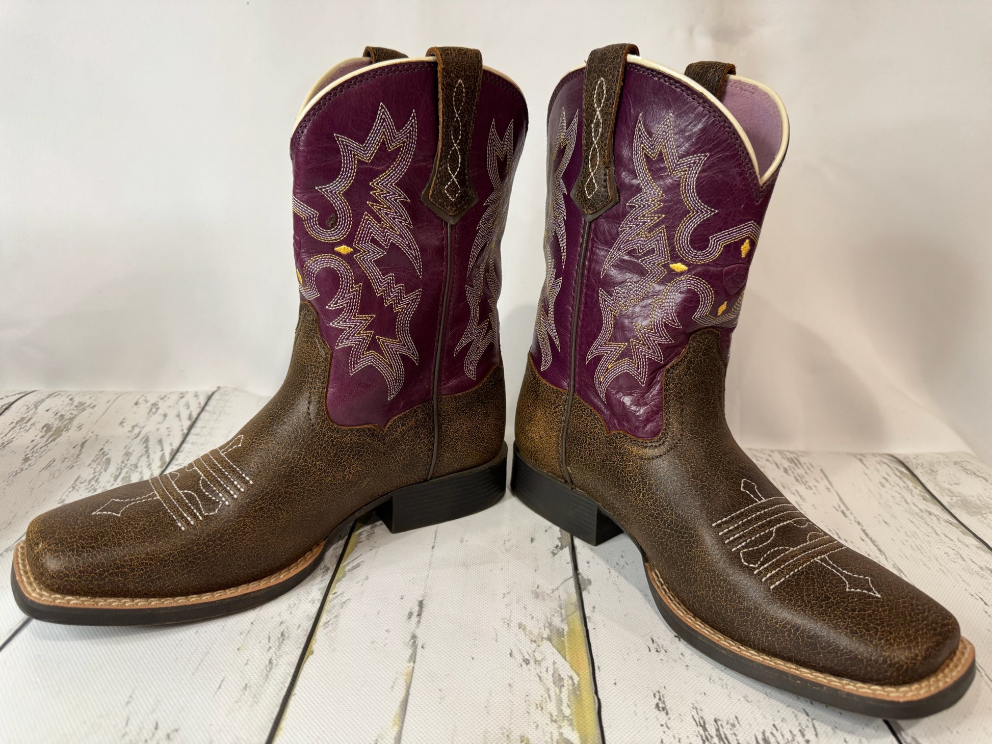 Ariat Girls Size 4.5