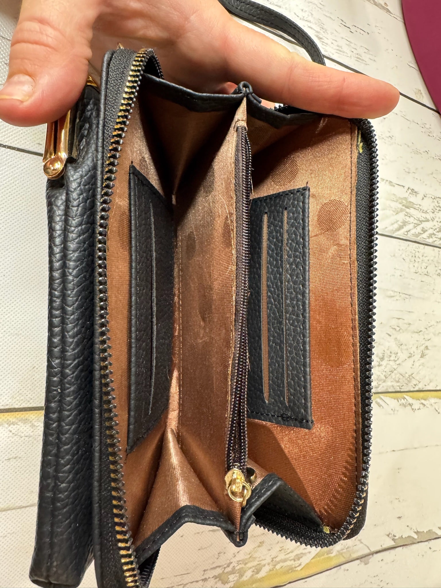 Carr Ken Purse/Wallet