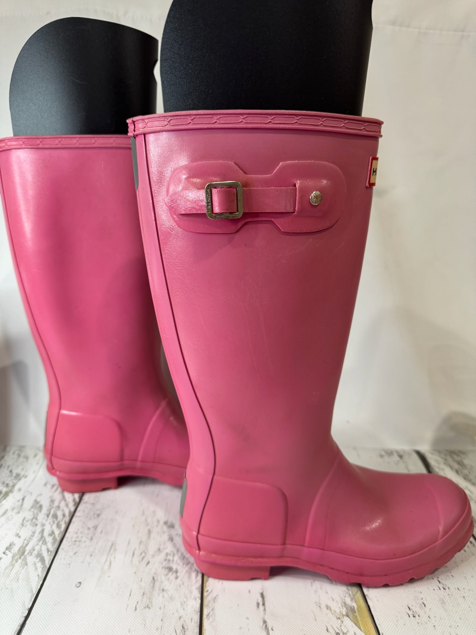 Hunter Bubblegum Pink Size 6Y/6W