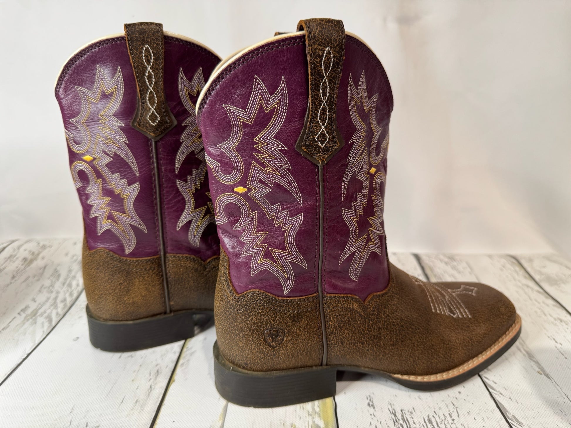 Ariat Girls Size 4.5