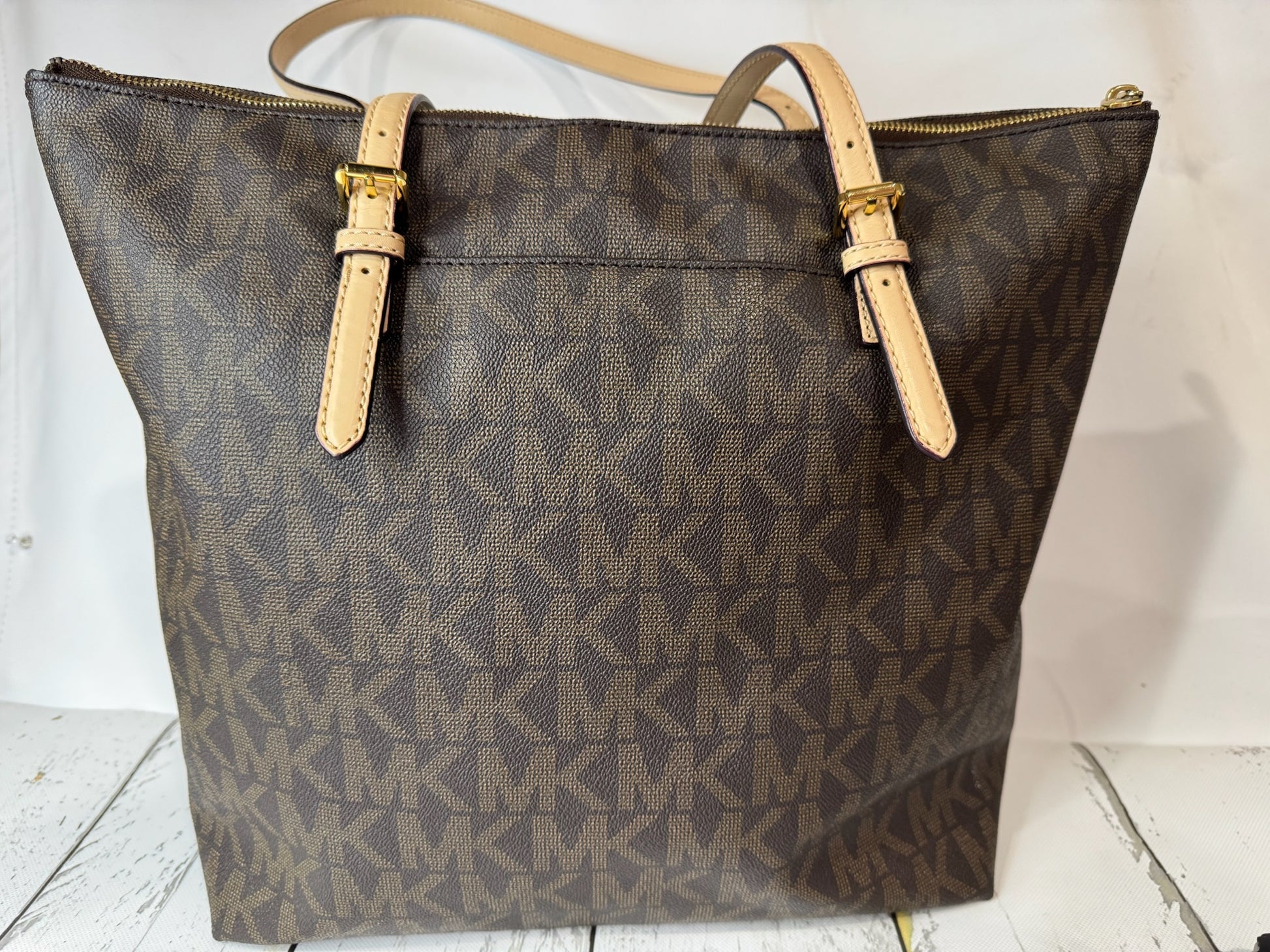 Michael Kors Mercer Shoulder Bag
