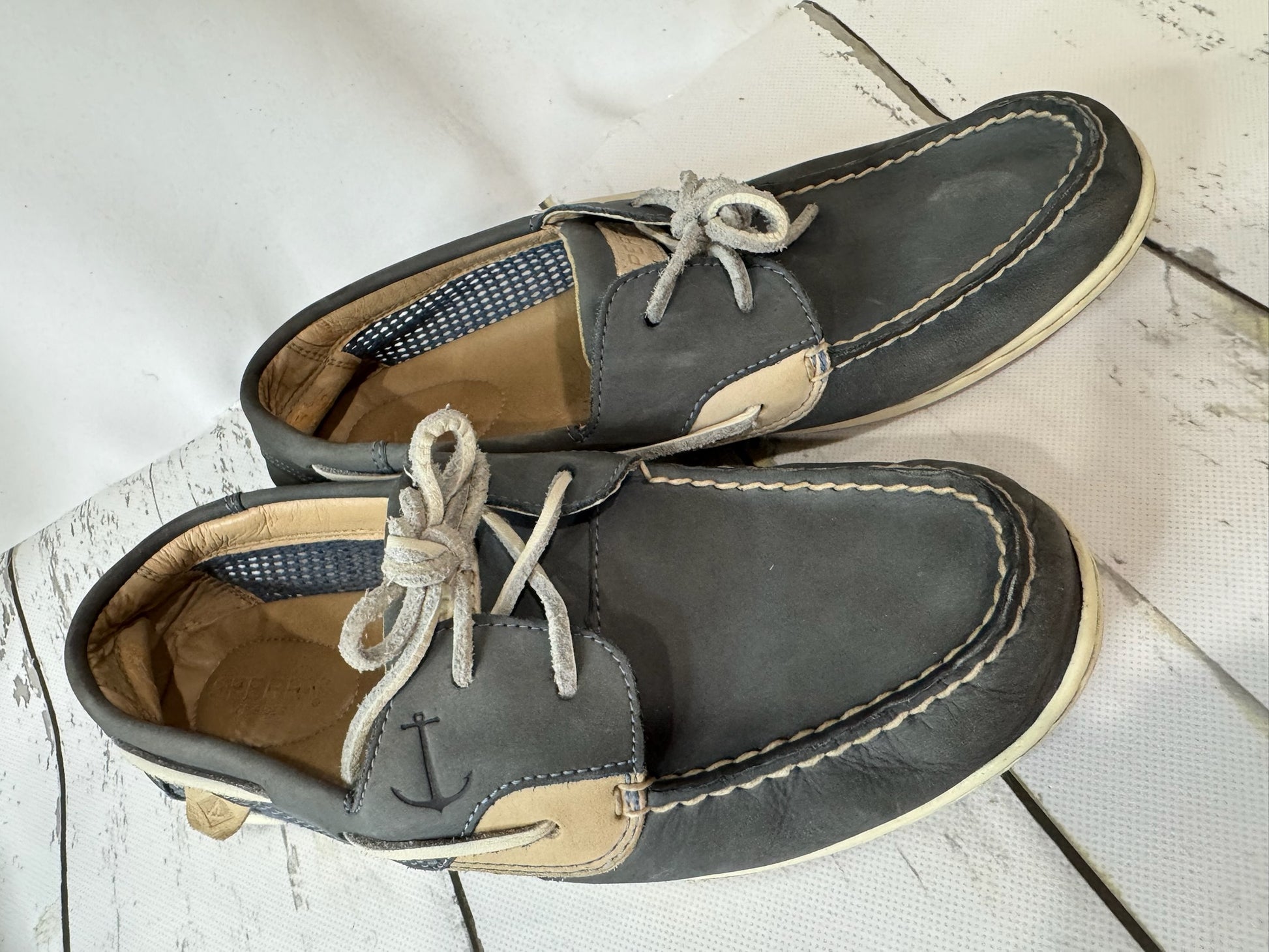 Sperry- Navy Mesh Side Boat Shoe Size 8.5