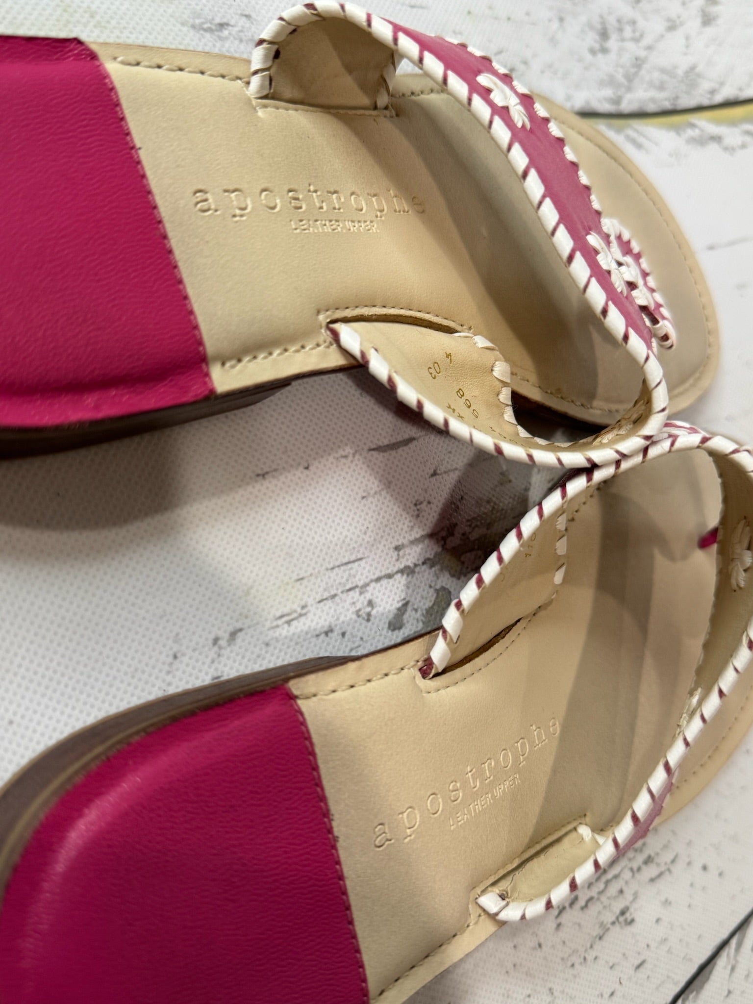 Apostrophe Leather Sandals Size 9