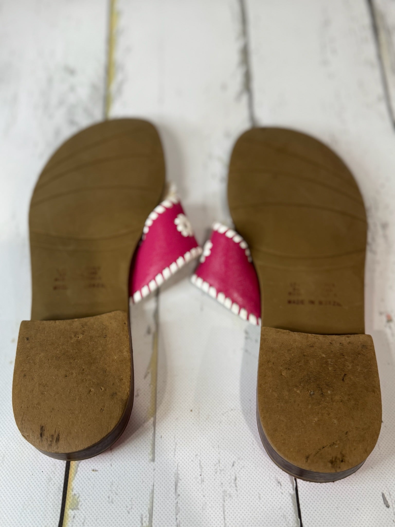 Apostrophe Leather Sandals Size 9